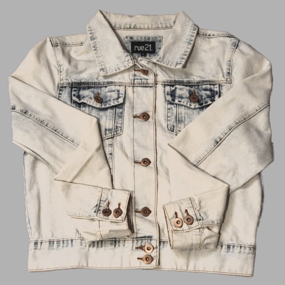 ✨️2/$20 EUC Jean Jacket Acid Wash Size L - Picture 2 of 4